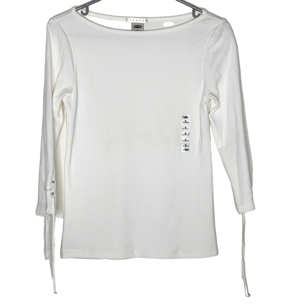 OLD Navy white stretch top. NWT. Size M